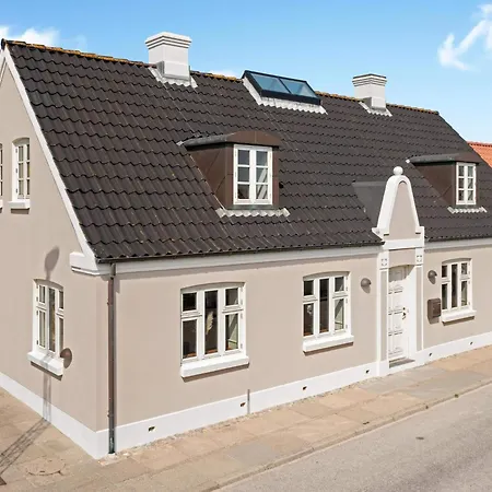 Spacious Retreat In بيت للعطل Løkken